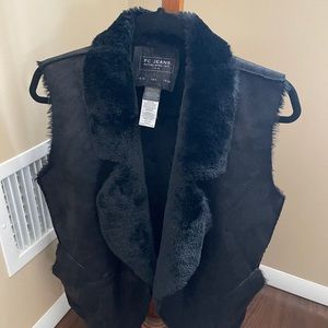 Fur vest